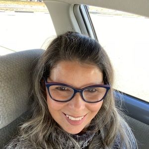 Meet your Posher, Rosana